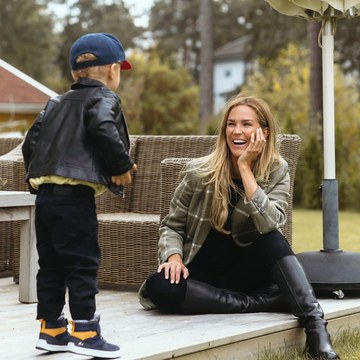 Marie Serneholt - Magazine and Social Media Collection in marieserneholt_2688571065041426829_179282884.jpg - hidden celebrity photo